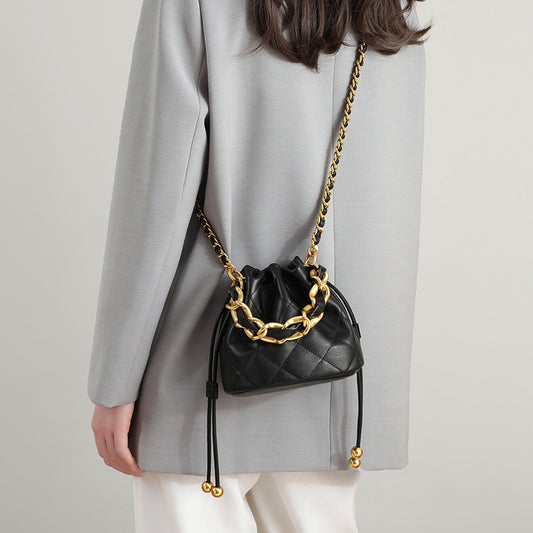 Luxury Chain Drawstring Shoulder Bag